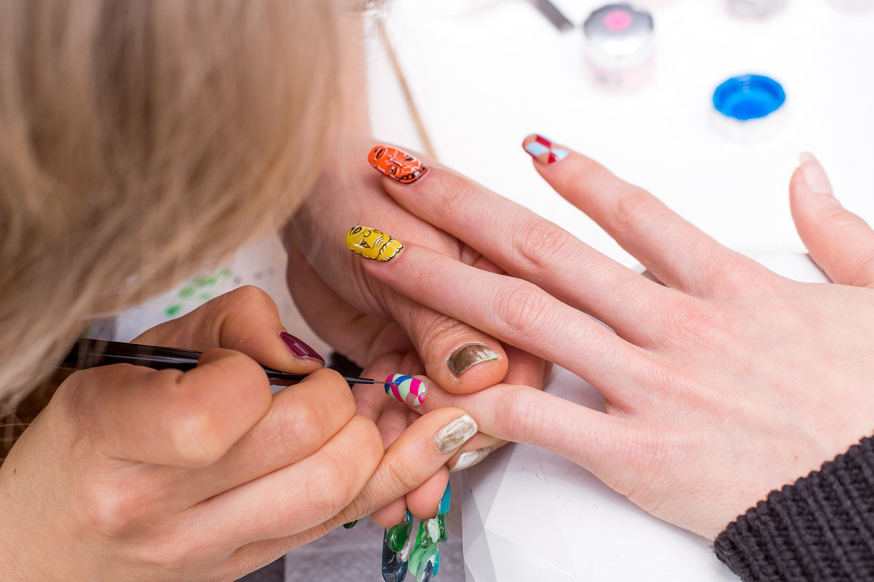 Susie Kenna, Manicure