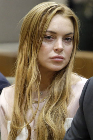 Lindsay Lohan denies partying after court