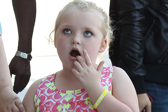 Honey Boo Boo S Girl Scout Cookie Facebook Scheme Shut Down