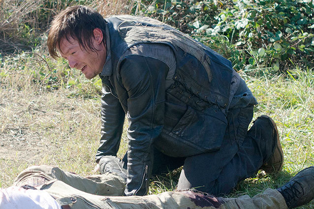 THe Walking Dead Daryl Dixon cries Norman Reedus 