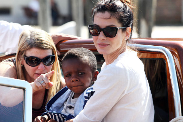 Gravity - The Vibes Family  Sandra bullock, Sandra bullock hot, Sandra  bullock baby