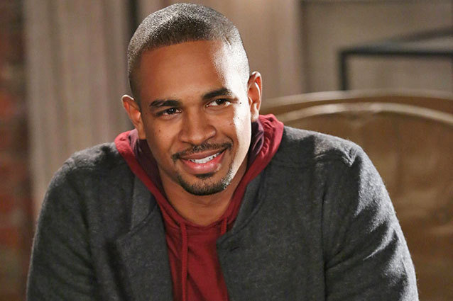 New Girl' Signs Damon Wayans Jr. for the Rest of Season 3, But Can