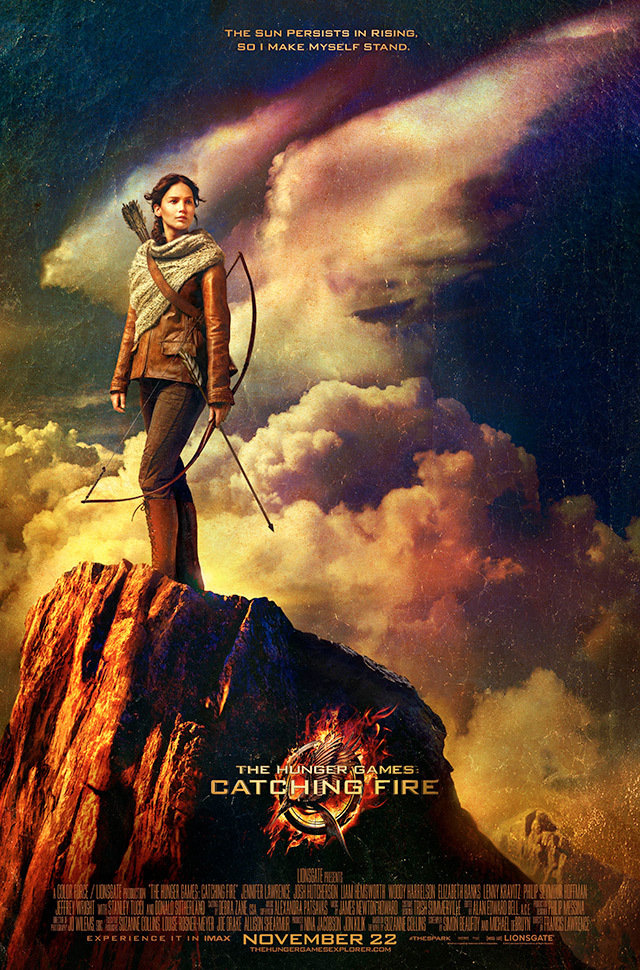 katniss-everdeen-prepares-for-battle-in-the-hunger-games-catching