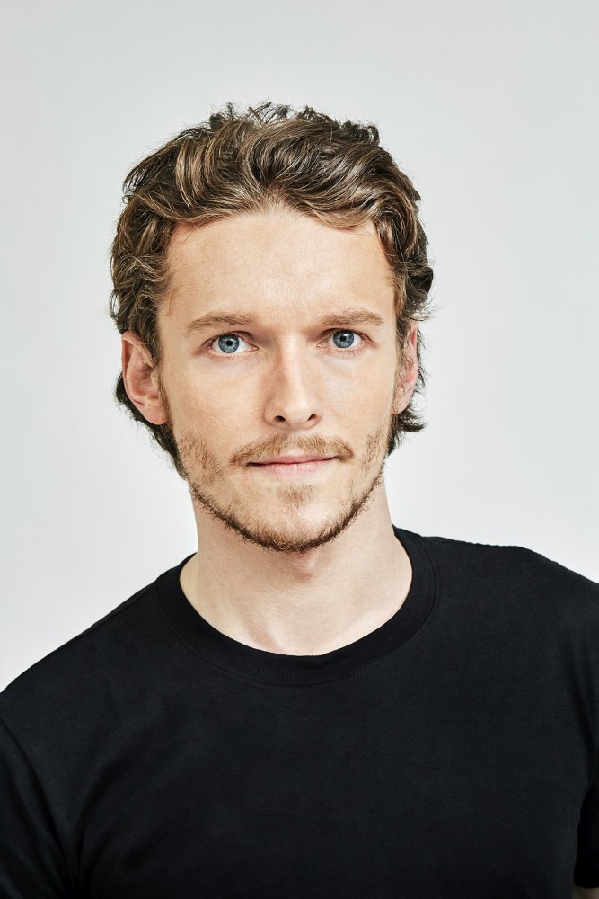 7716401.jpg