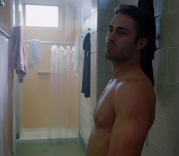 All The Shirtless Actors On The Premiere Of Chicago Fire