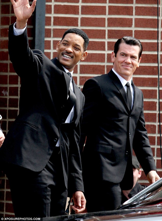 Men In Black 3 Set Photos