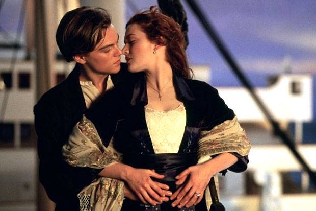 Titanic Memories Jack and Rose Kiss