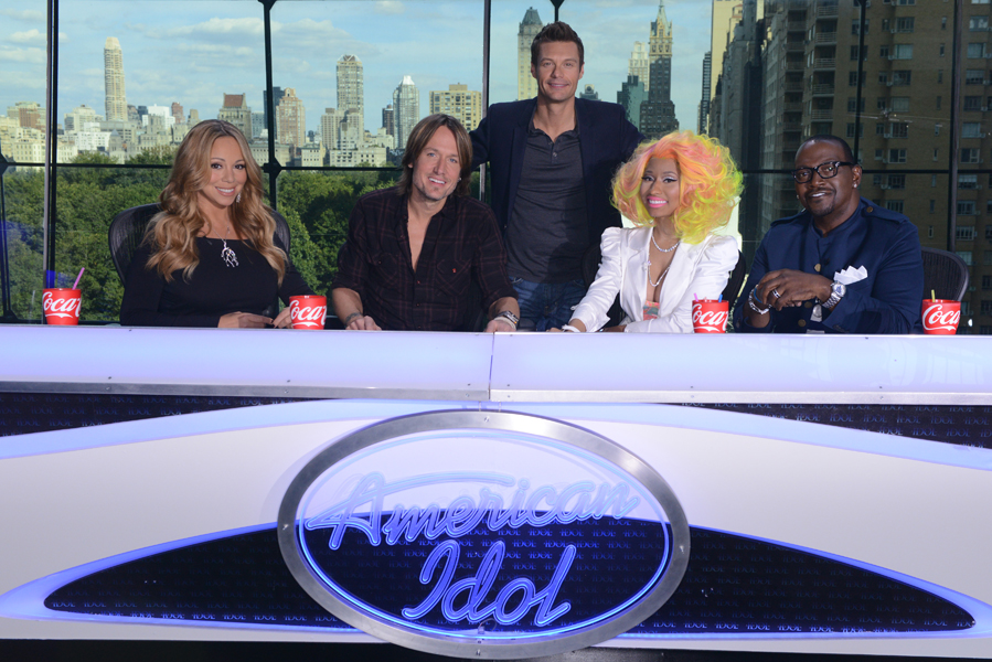 First Group Photo of New 'American Idol' Judges All Together! — PIC