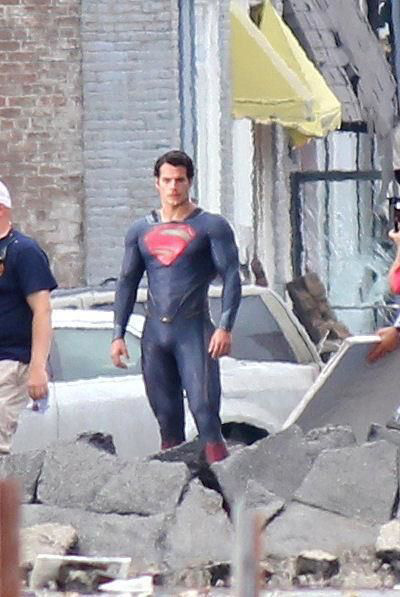 First Look: Henry Cavill as Superman in 'Man of Steel' (2011/08/04)-  Tickets to Movies in Theaters, Broadway Shows, London Theatre & More