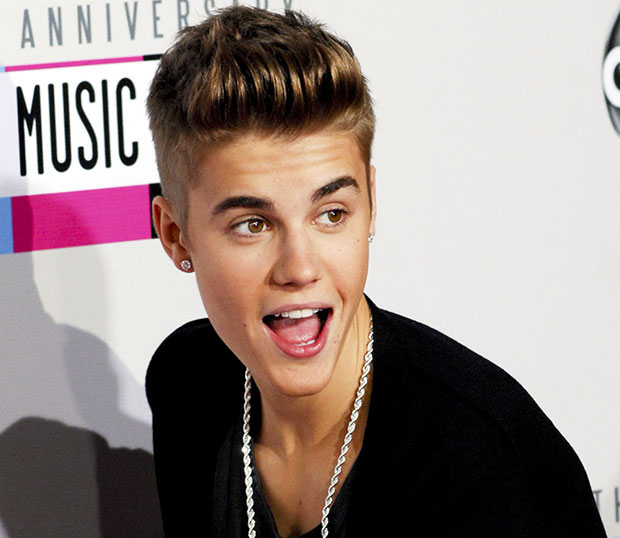 Justin Bieber Hosting SNL