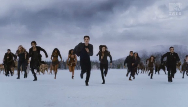 twilight_breaking_dawn_vampires_running_